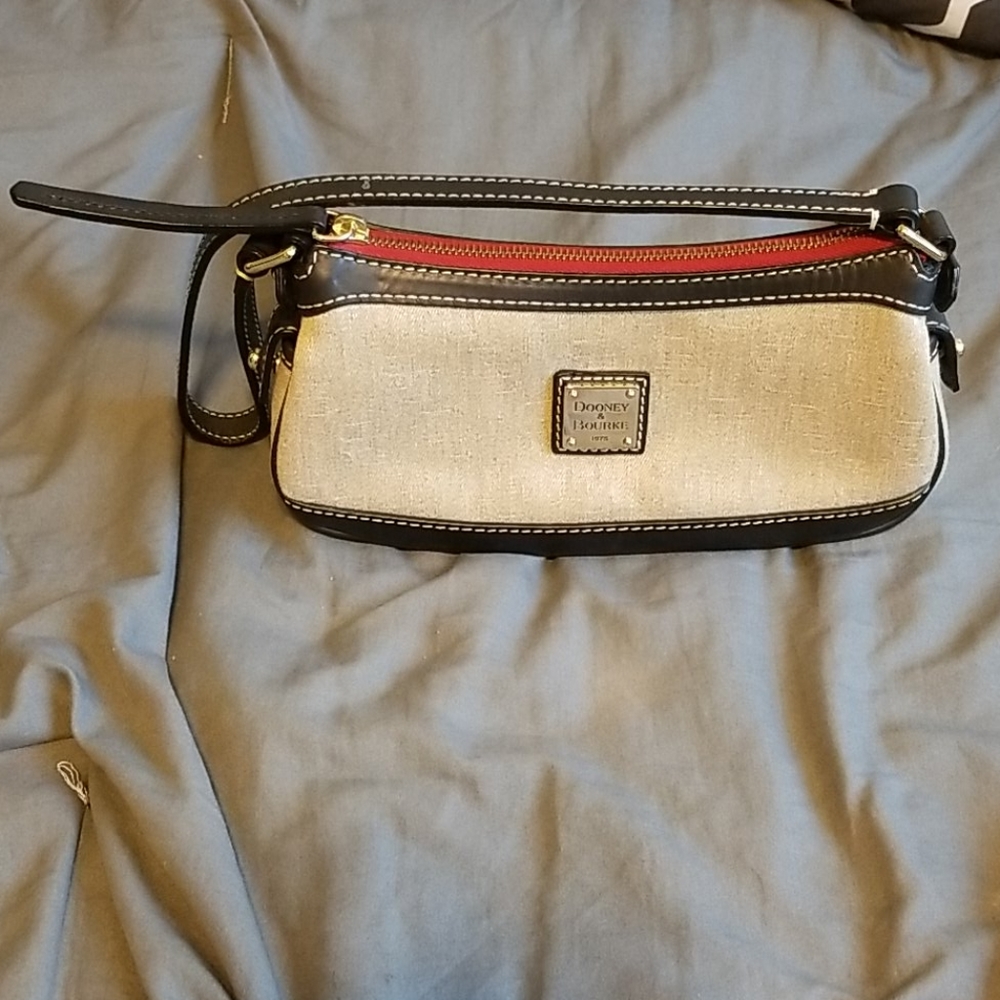 Dooney & Bourke Patterned Purse in Taupe/Black